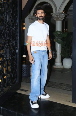 Photos: Sajid Nadiadwala, Bhushan Kumar and others celebrate Kartik Aaryan’s Best Actor award for Chandu Champion