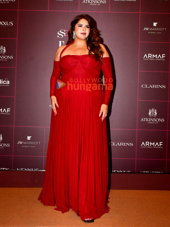 photos kriti sanon ibrahim ali khan lauren gottlieb shweta tripathi and others grace the elle beauty awards 2025 26