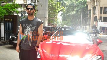 Photos: Lakshya snapped with his new car in Juhu
