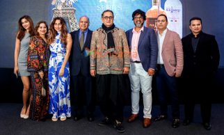 Photos: Mahesh Manjrekar, Sanjeev Kapoor, Anusha Dandekar, Saiee Manjrekar and others snapped at the launch of Puranique Spirits Photos: Mahesh Manjrekar, Sanjeev Kapoor, Anusha Dandekar, Saiee Manjrekar and others snapped at the launch of Puranique Spirits