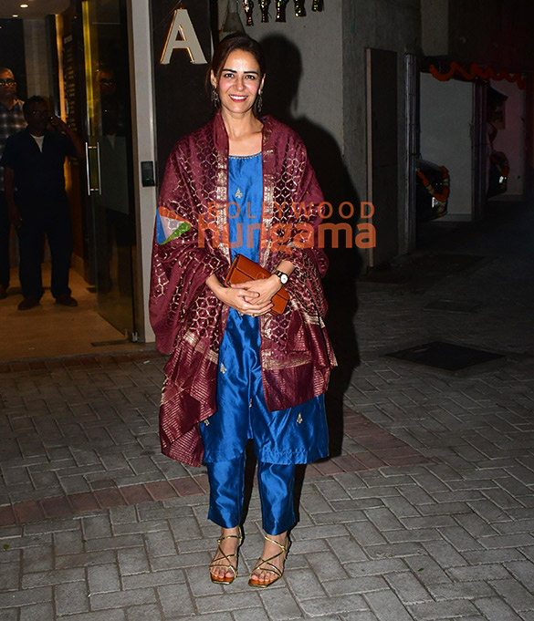 photos nargis fakhri mona singh vijayta pandit and others snapped attending nidhi duttas diwali bash 2