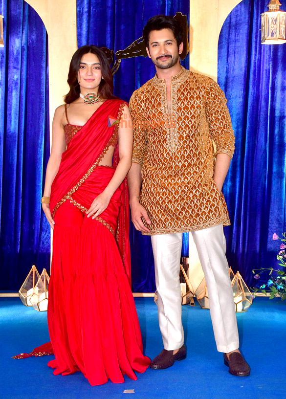 photos nargis fakhri nikita dutta divya khossla snapped at emmay entertainments diwali party 24