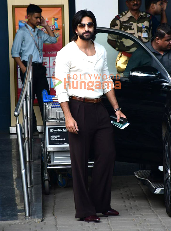 photos rakul preet singh ajay devgn r madhavan meezaan jafri and others snapped promoting de de pyaar de 2 at kalina airport 2