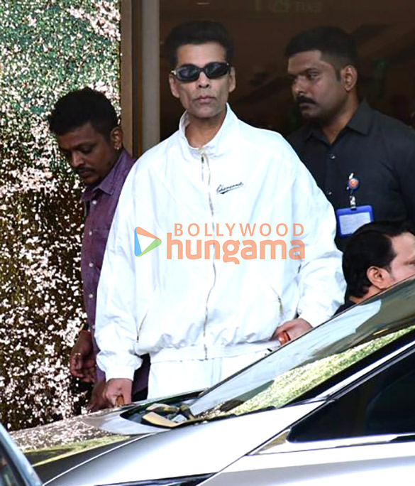photos ranbir kapoor alia bhatt and karan johar snapped at kalina airport 4