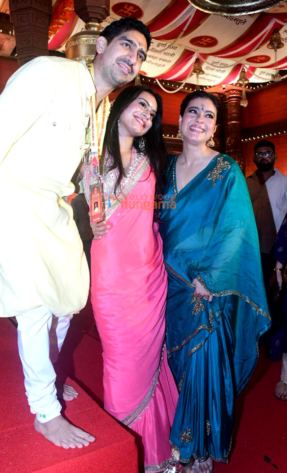 photos rani mukerji karan johar kajol and others snapped at 79th north bombay sarbojanin durga puja 3