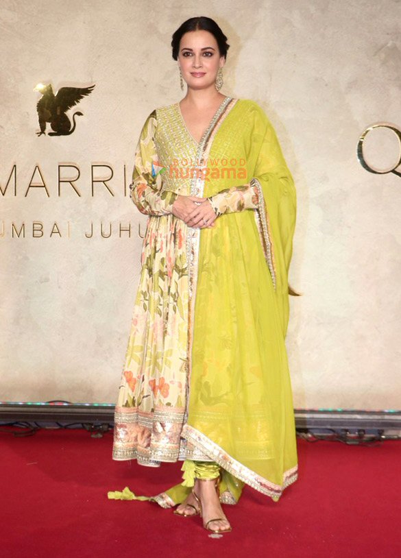 photos salman khan sonakshi sinha sushmita sen riteish deshumukh genelia deshumukh and others attend vikram phadnis 35 years anniversary celebration in jw marriott juhu 46
