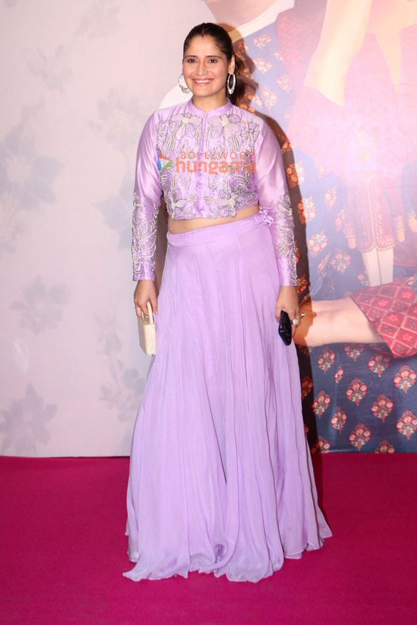 photos shehnaaz gill avneet kaur hina khan and others grace the special screening of ikk kudi 6