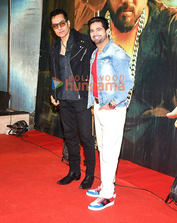 photos sohail khan mika singh gulshan grover and others attend the launch of mika singhs upcoming party anthem gunda 10