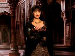 Photos: Sushmita Sen, Chitrangda Singh and others turn showstoppers at Bombay Times Fashion Week 2025 grand finale