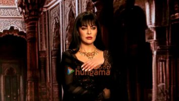 Photos: Sushmita Sen, Chitrangda Singh and others turn showstoppers at Bombay Times Fashion Week 2025 grand finale