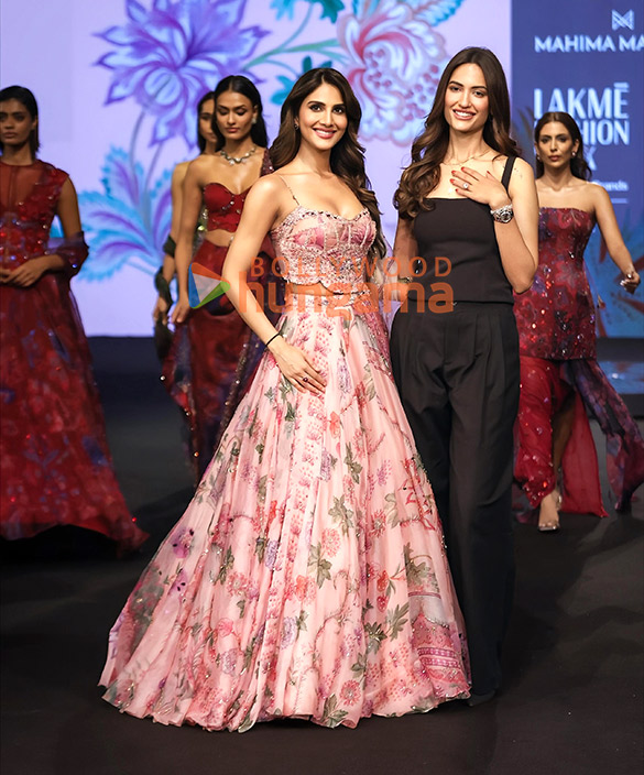 Photos: Vaani Kapoor walked for Mahima Mahajan’s FANAH Resort at Lakme Fashion Week Delhi 2025 Photos: Vaani Kapoor walked for Mahima Mahajan’s FANAH Resort at Lakme Fashion Week Delhi 2025