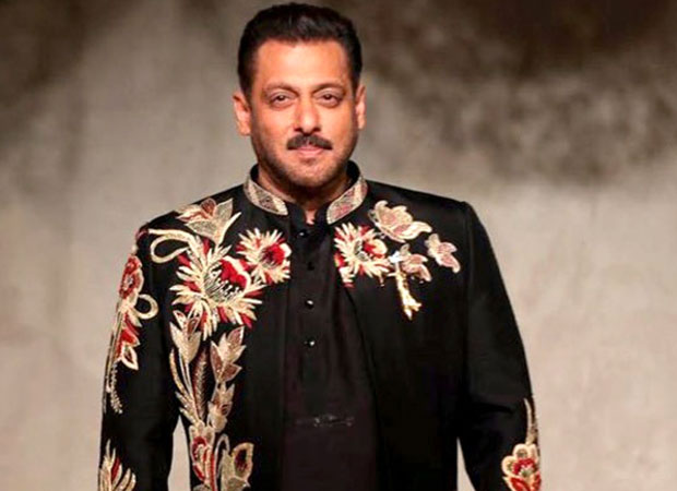 Salman Khan sets the ramp on fire as showstopper for Vikram Phadnis’ 30th anniversary show
