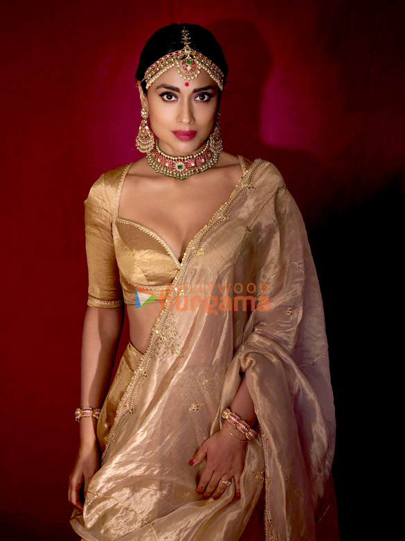shriya saran 3 131