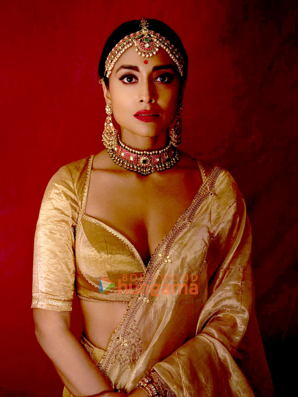 shriya saran 4 98
