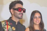 Aparshakti Khurana papped with his wife for Diwali party