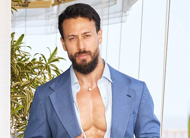Tiger Shroff performs to his own rendition of ‘Vande Mataram’ at Global Peace Honours 2025, watch