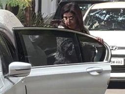 Farah Khan pays her visit to Dharmendra Ji’s last rites