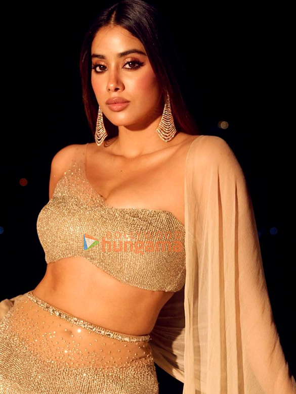 janhvi kapoor 3 327