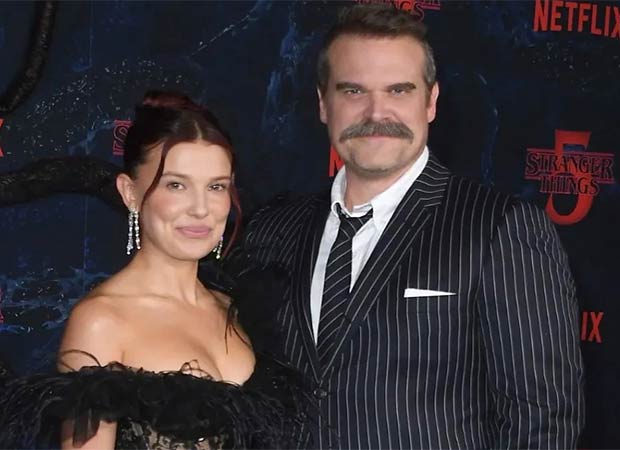 मिल्ली बॉबी ब्राउन ने उत्पीड़न के आरोपों के बीच स्ट्रेंजर थिंग्स के सह-कलाकार डेविड हार्बर के साथ संबंध को 