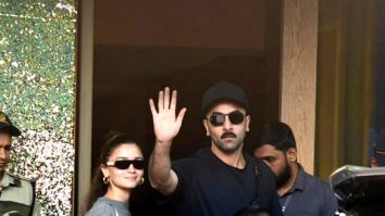 Photos: Alia Bhatt and Ranbir Kapoor snapped at Kalina airport