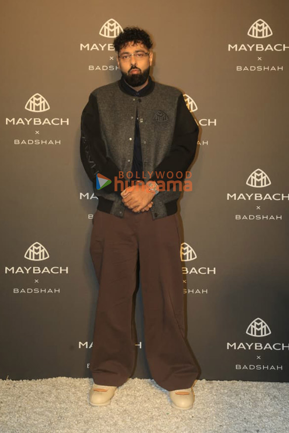 photos badshah snapped with others at a luxury event at gigi bandra 1