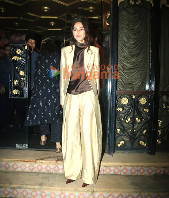 photos farhan akhtar shibani dandekar and ritesh sidhwani attend the album launch of the film 120 bahadur 5