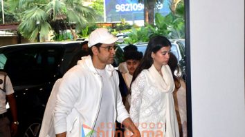 Photos: Hrithik Roshan, Saba Azad, Jeetendra, Jackie Shroff, Zayed Khan, Sanjay Khan and others attend late Zarine Katrak Khan’s prayer meet