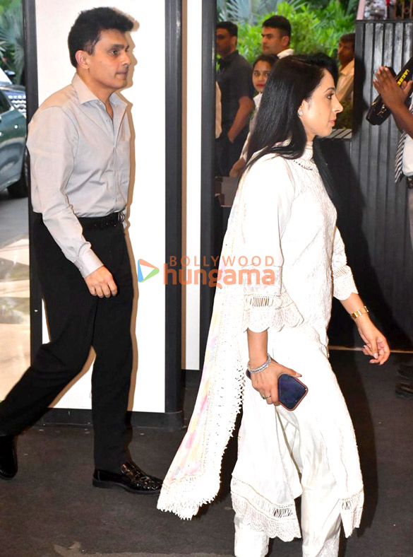 photos hrithik roshan saba azad jeetendra jackie shroff zayed khan sanjay khan and others attend late zarine katrak khans prayer meet 917 16
