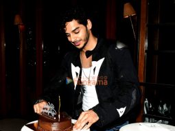 Photos: Ishaan Khatter snapped celebrating his birthday