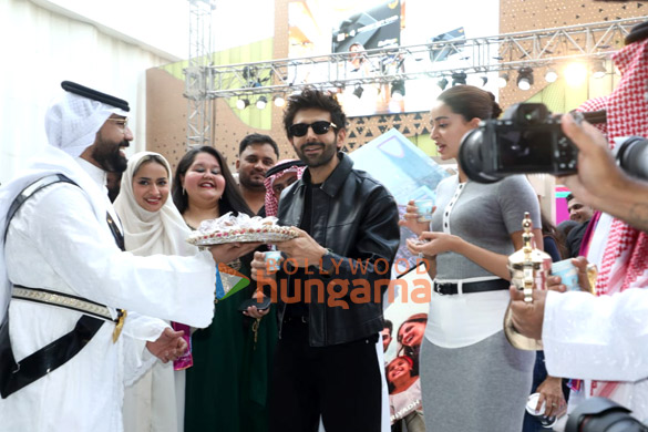 photos kareena kapoor khan kartik aaryan ananya panday and jannat zubair rahmani snapped at spectacular saudi event in mumbai 6790 10