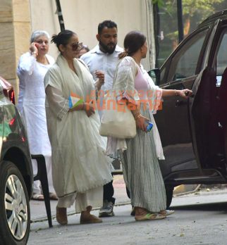 Photos: Manisha Koirala, Asha Parekh and Kirron Kher snapped at Sunny Deol’s house in Juhu