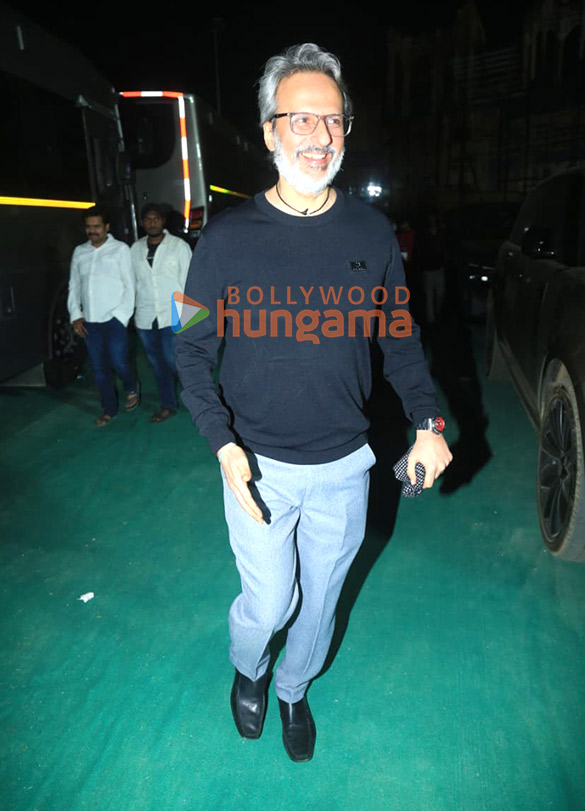 photos priyanka chopra jonas prithviraj sukumaran mahesh babu and others grace the grand varanasi event 5