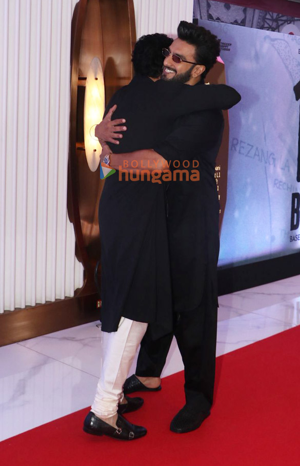 photos ranveer singh tiger shroff karan johar arjun kapoor and others grace the premiere of 120 bahadur 5