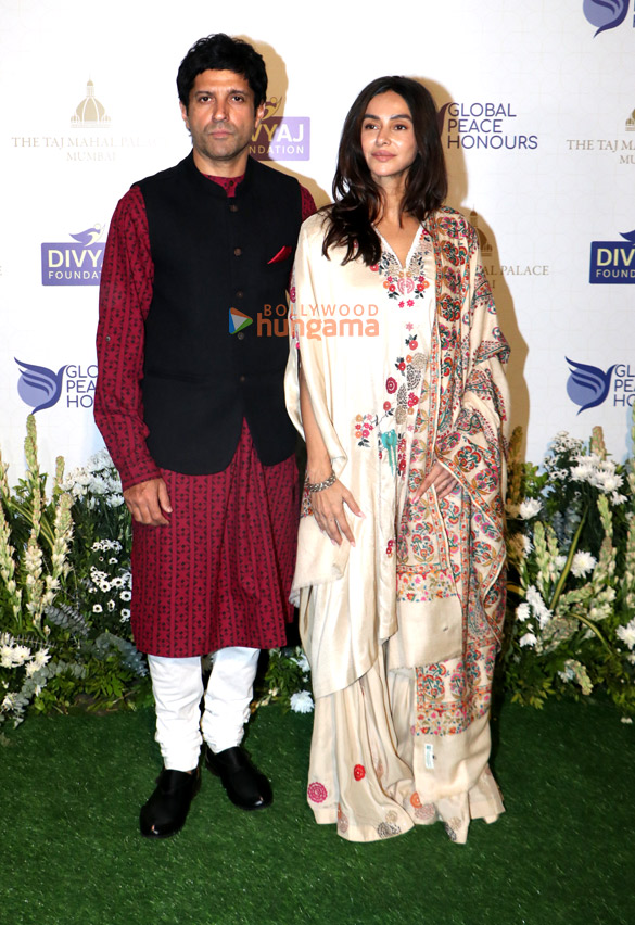 photos ranveer singh tiger shroff rakul preet singh bhumi pednekar and others snapped attending the walk of honour at the global peace honours 2025 7