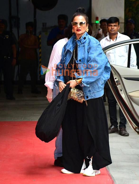 photos rekha and asha parekh attend helens birthday 3