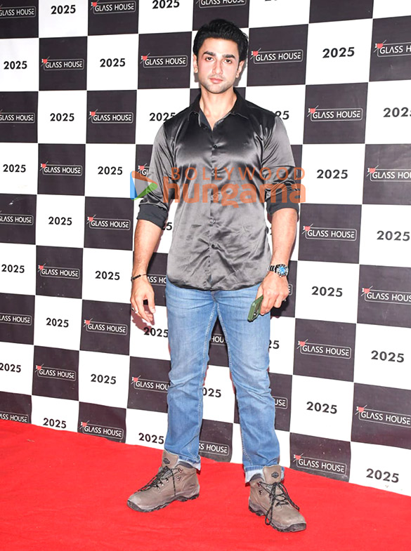 photos siddharth nigam hosts a glittering birthday extravaganza for his mother vibha nigam 29