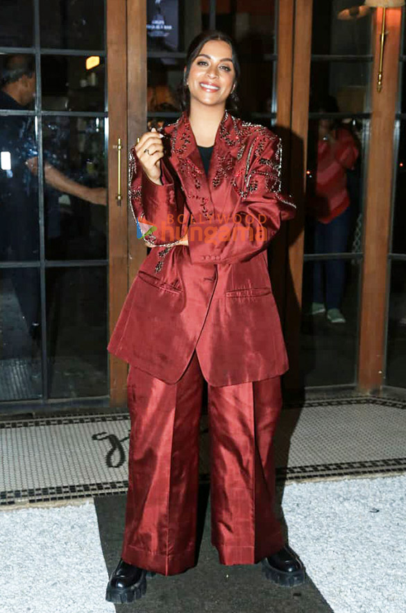 photos sonali bendre manushi chhillar and others snapped at gigi restaurant in bandra 7