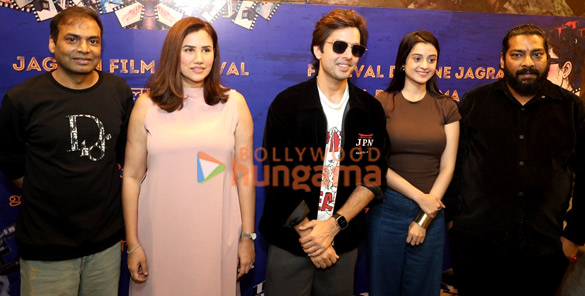 photos sonnalli seygall himansh kohli and others grace the special screening of aryabhatt ka zero 6