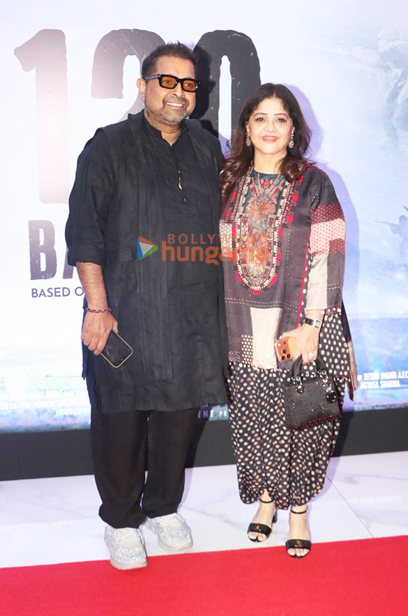 photos tiger shroff karan johar arjun kapoor and others grace the premiere of 120 bahadur 1222 5