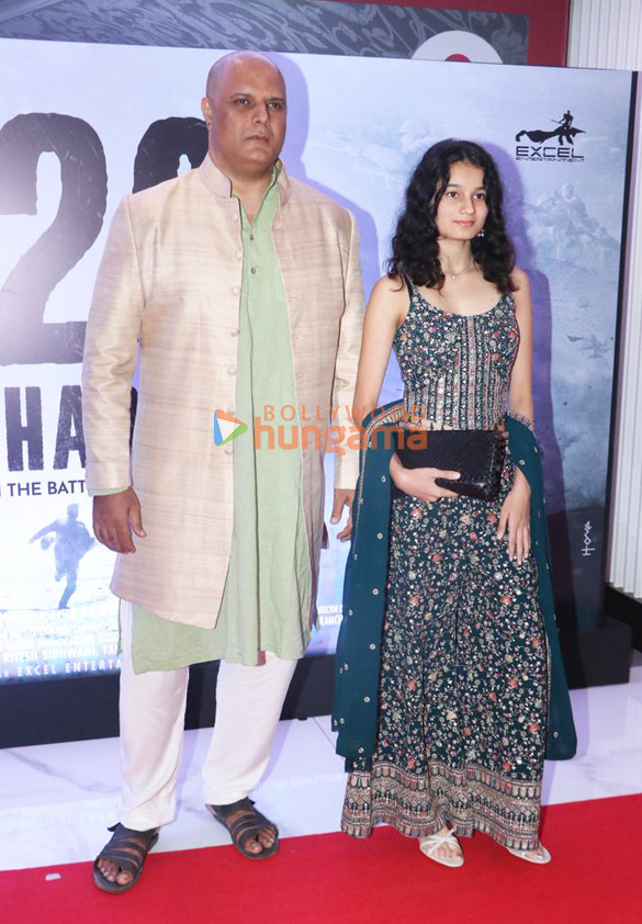 photos tiger shroff karan johar arjun kapoor and others grace the premiere of 120 bahadur 2098 1