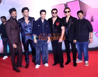 Photos: Tiger Shroff, Vivek Oberoi, Riteish Deshmukh, Aftab Shivdasani and others grace the premiere of Mastiii 4