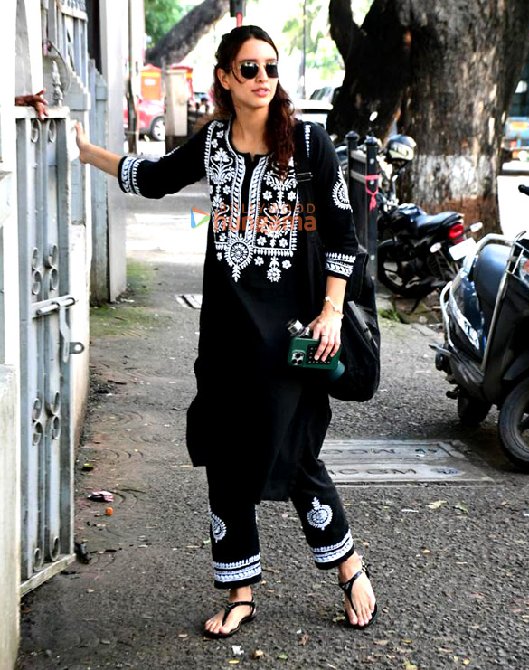 photos triptii dimri snapped outside a dance class in khar 1