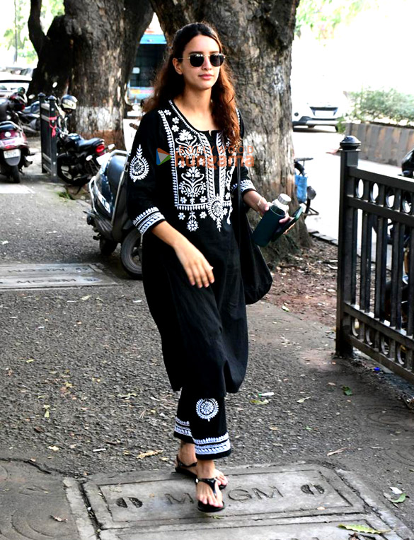 photos triptii dimri snapped outside a dance class in khar 2