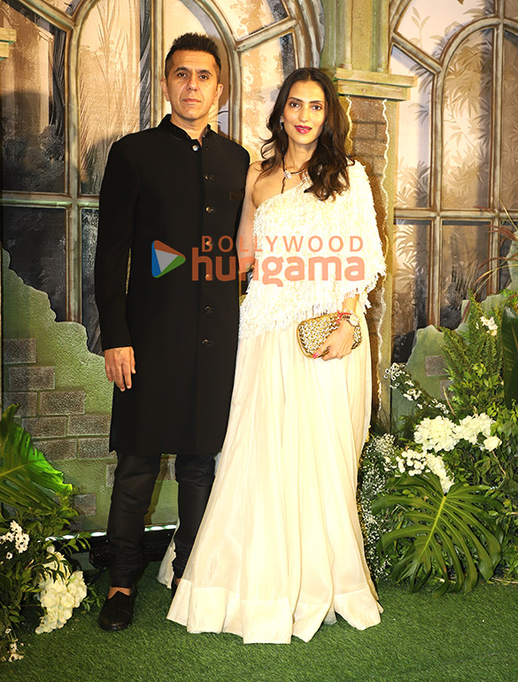 photos urvashi rautela bhumi pednekar kanika kapoor and others attend vedant birla and tejal kulkarnis wedding reception 13