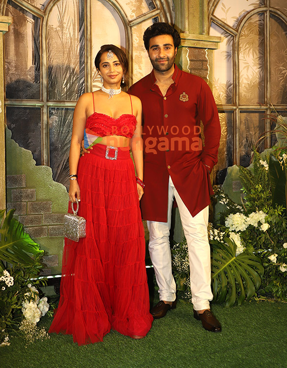 photos urvashi rautela bhumi pednekar kanika kapoor and others attend vedant birla and tejal kulkarnis wedding reception 21