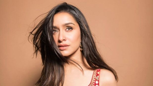 Shraddha Kapoor starts filming Eetha, Laxman Utekar’s biopic on Tamasha icon Vithabai