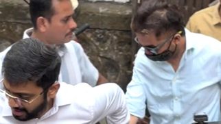 Siddhant Kapoor rushes for Dharmendra Ji’s last rites