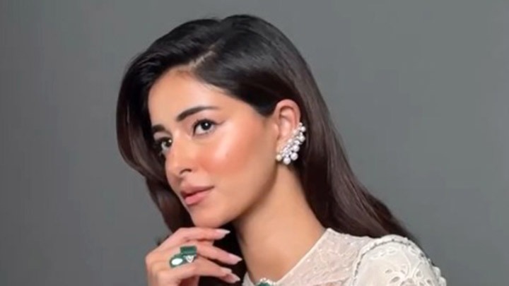 Vintage charm! Ananya Panday