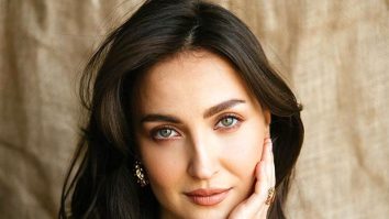 Elli AvrRam celebrates one year of track ‘Homa Dol’: “It was like two dreams coming true in one song”