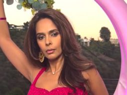 When elegance meets fire! Mallika Sherawat